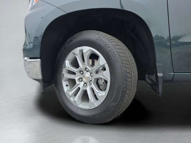 Used 2025 Chevrolet Silverado 1500 LTZ AWD/4WD image 35