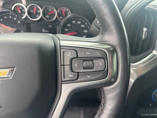 Used 2021 Chevrolet Silverado 1500 LT AWD/4WD image 23