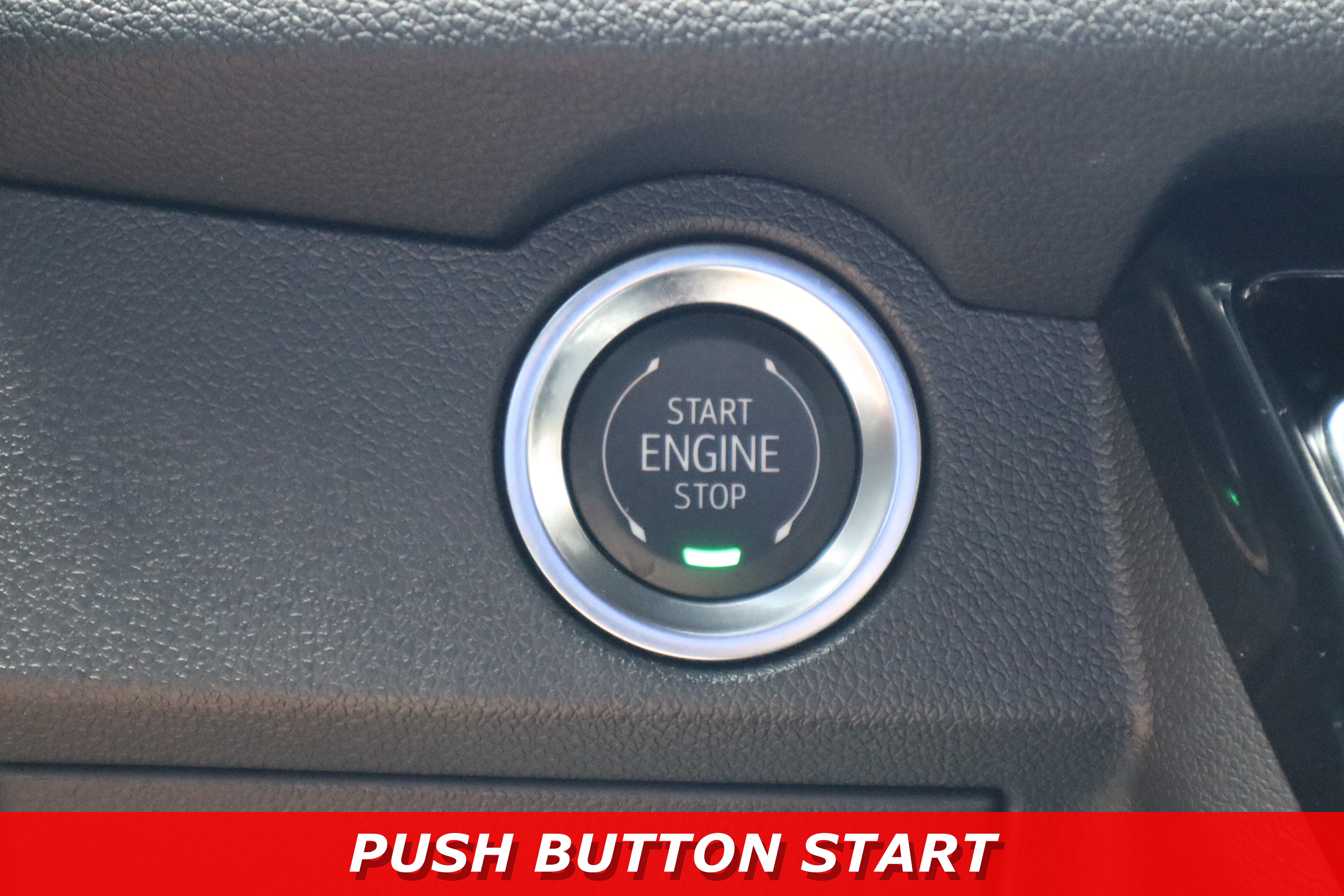 Used 2025 Chevrolet Traverse High Country FWD image 22