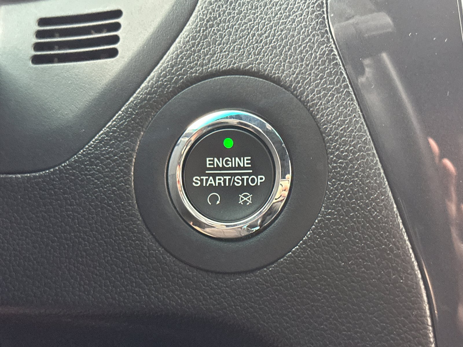 Used 2016 Ford Explorer Limited FWD image 20