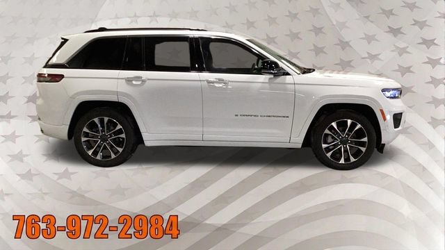 Used 2023 Jeep Grand Cherokee Overland w/ Luxury Tech Group IV AWD/4WD image 21