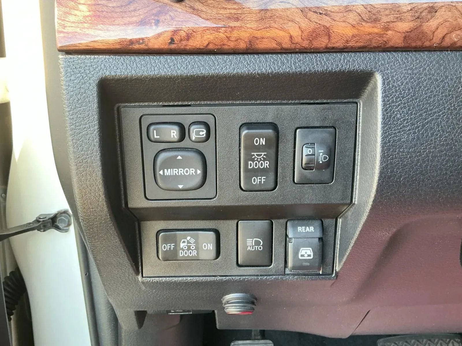 Used 2018 Toyota Tundra 1794 Edition image 38