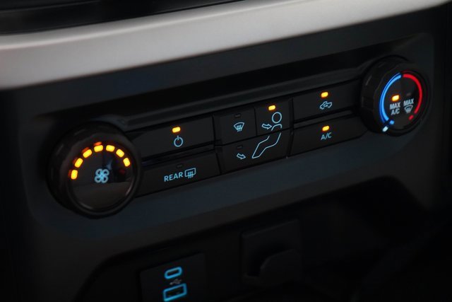 Used 2023 Ford F150 XLT image 25