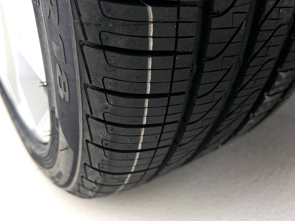 Used 2019 Audi A4 2.0T Premium w/ Convenience Package image 29