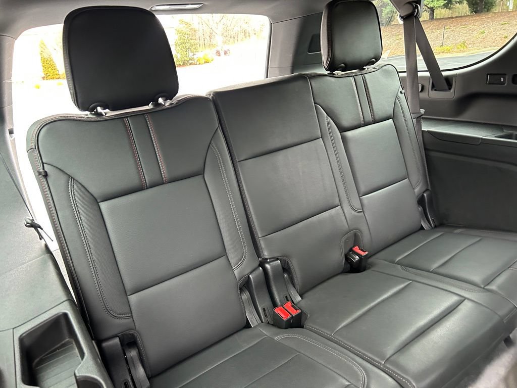 Used 2022 Chevrolet Suburban RST w/ Luxury Package AWD/4WD image 52