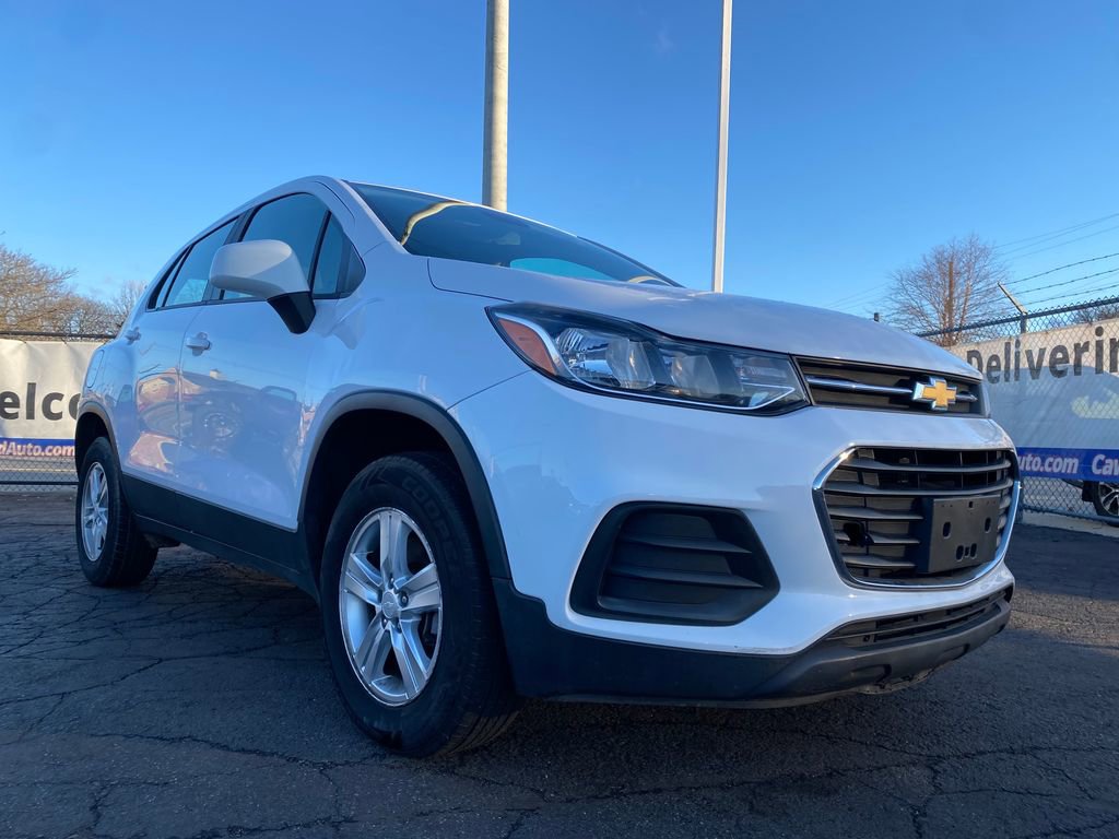 Used 2019 Chevrolet Trax LS image 28