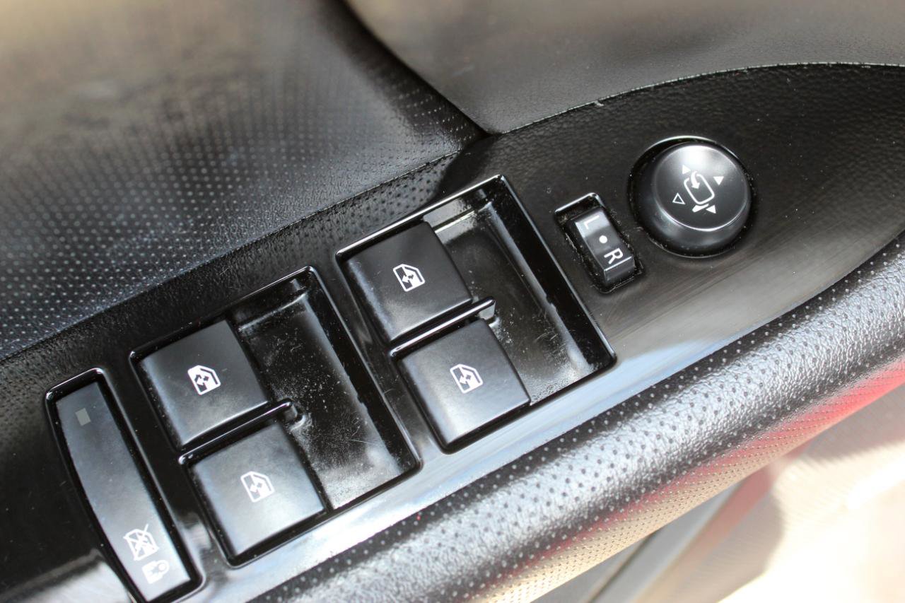 Used 2015 Cadillac XTS Luxury w/ Driver Awareness Package image 25