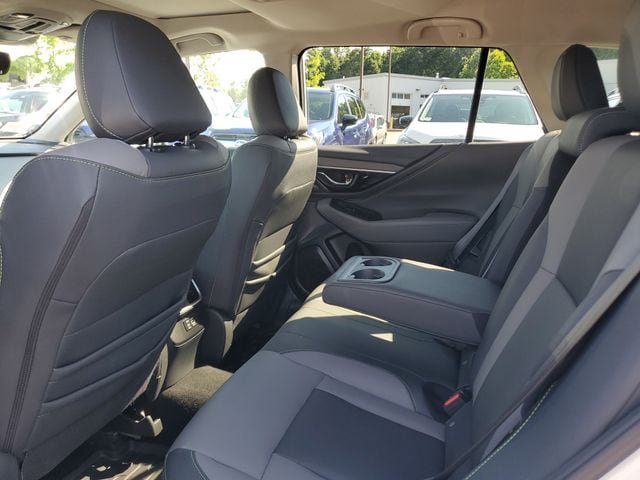 Certified 2024 Subaru Outback Onyx Edition AWD/4WD image 13