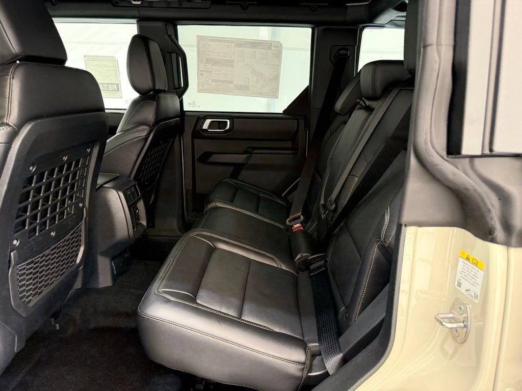 New 2026 Ford Bronco Badlands AWD/4WD image 18