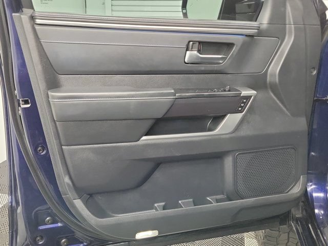 Used 2023 Toyota Tundra Platinum AWD/4WD image 18