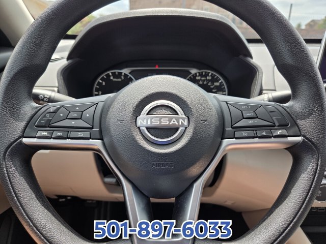 Used 2025 Nissan Altima 2.5 SV FWD image 20