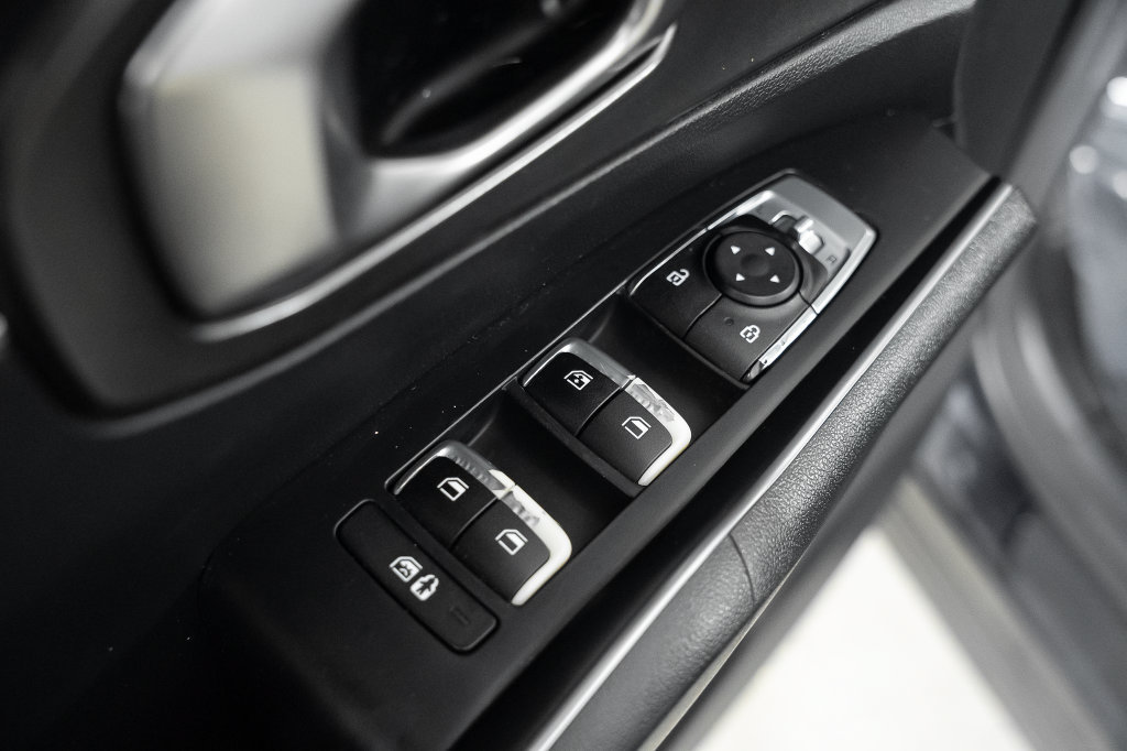 Used 2021 Kia Sorento S FWD image 36