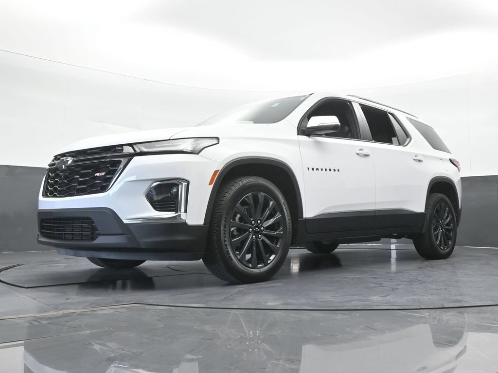 Used 2023 Chevrolet Traverse RS FWD image 65