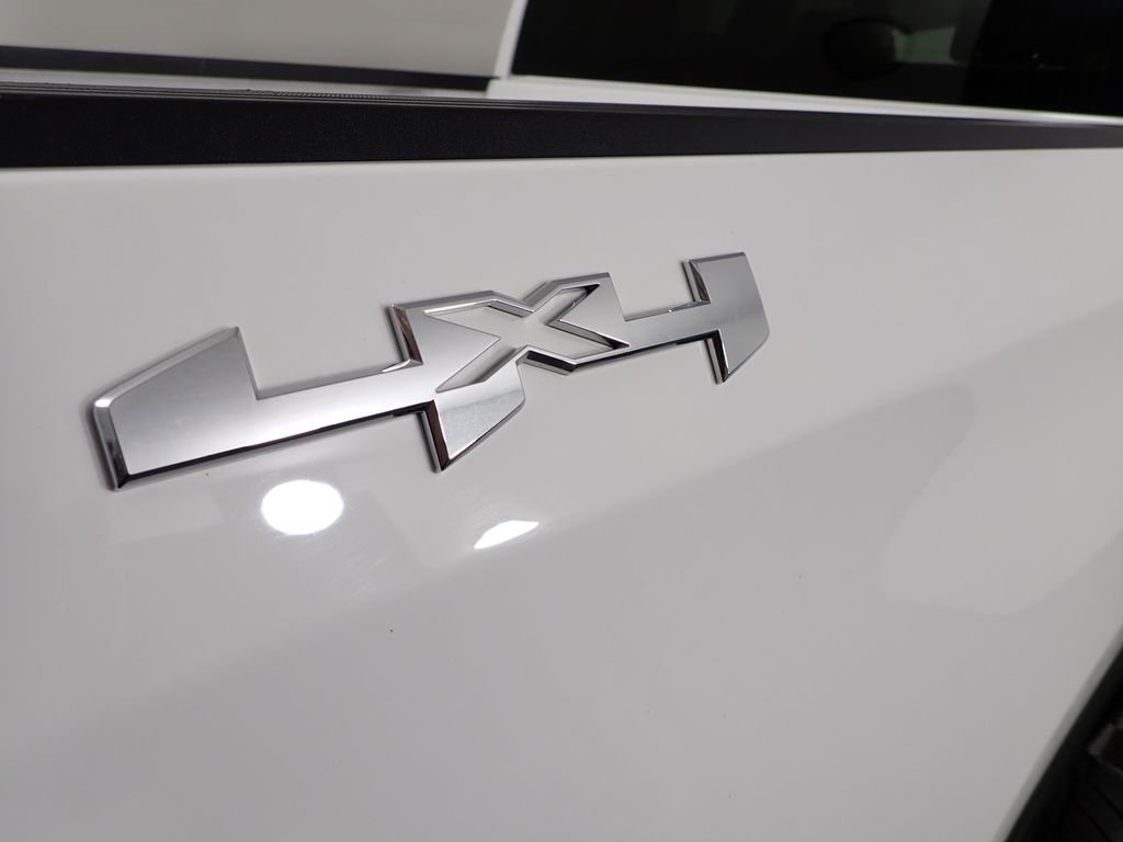 Used 2023 GMC Sierra 1500 Pro w/ Pro Value Package image 18