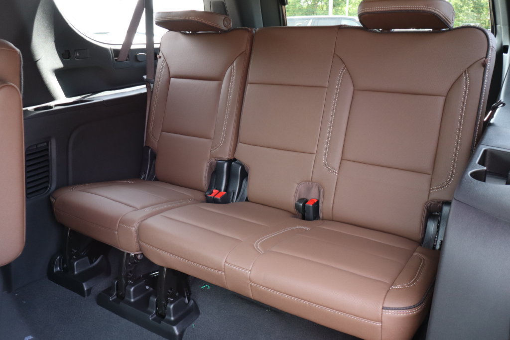 New 2026 Chevrolet Suburban High Country AWD/4WD image 52