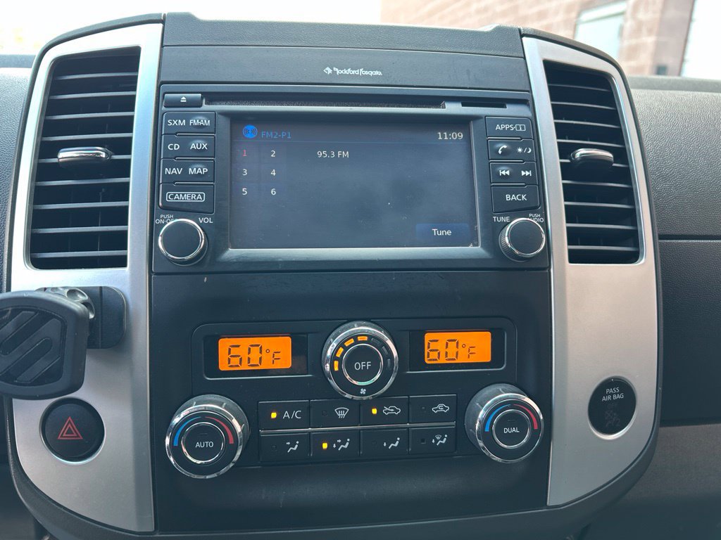 Used 2018 Nissan Frontier PRO-4X AWD/4WD image 22