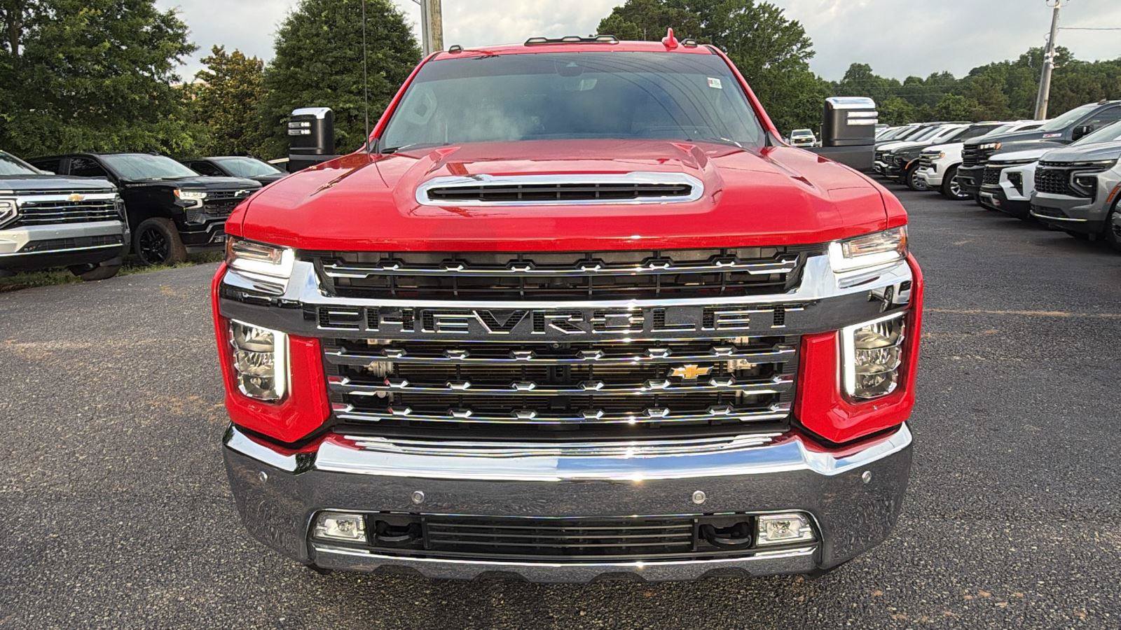 Used 2021 Chevrolet Silverado 3500 LTZ w/ LTZ Plus Package AWD/4WD image 2
