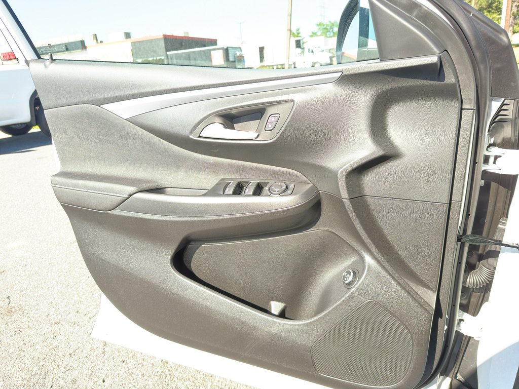 New 2026 Buick Envista Sport Touring w/ Convenience I Package FWD image 9