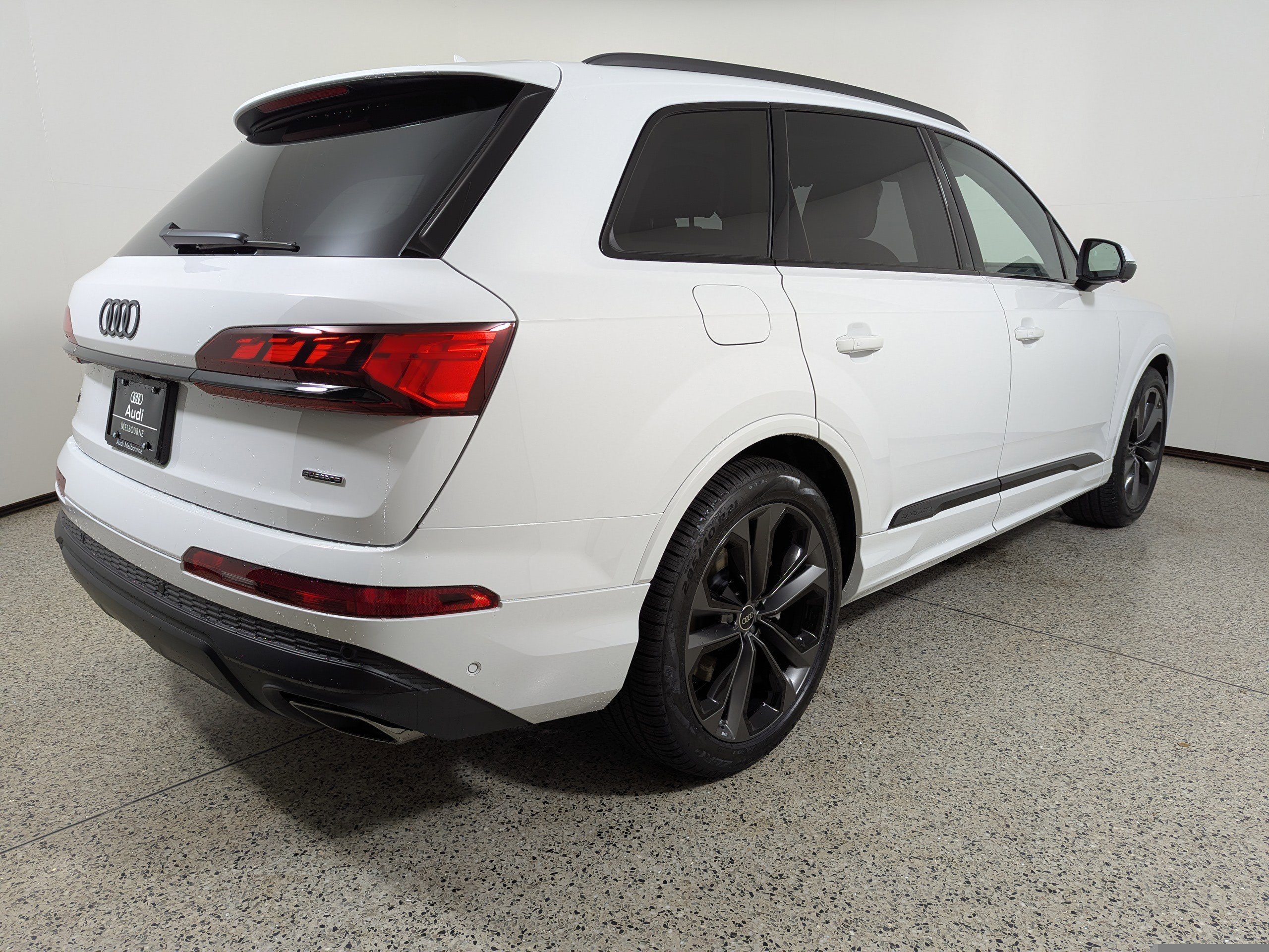 New 2026 Audi Q7 3.0T Prestige image 7