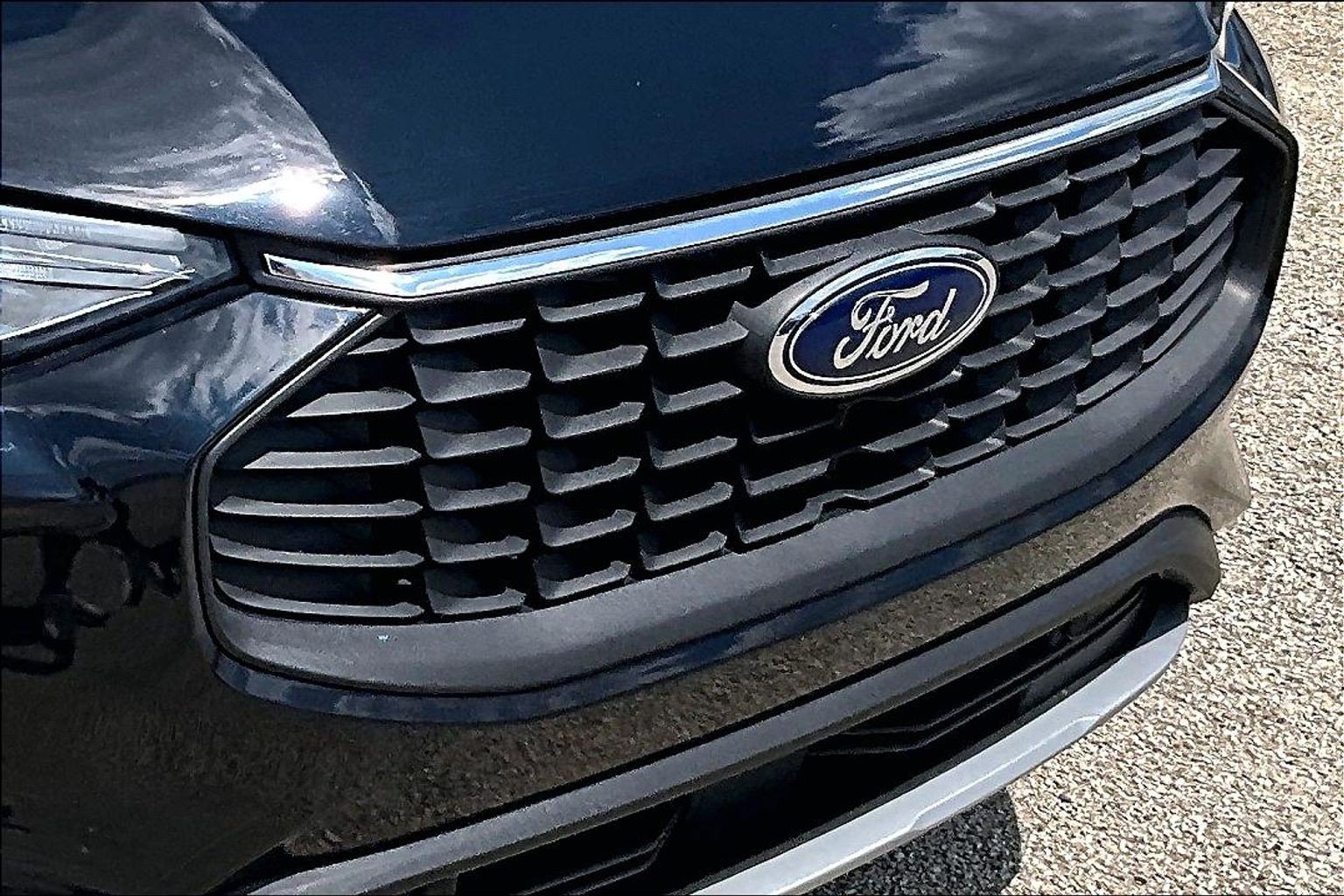 Used 2023 Ford Escape Active AWD/4WD image 30