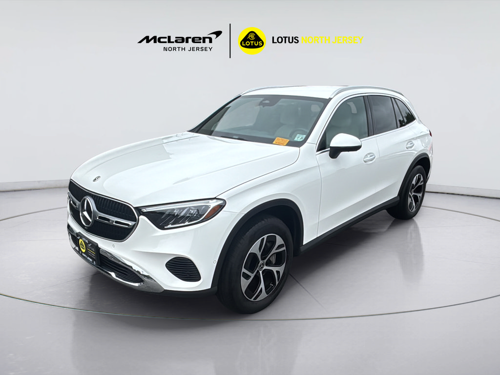 Used 2025 Mercedes-Benz GLC 350e 4MATIC image 1