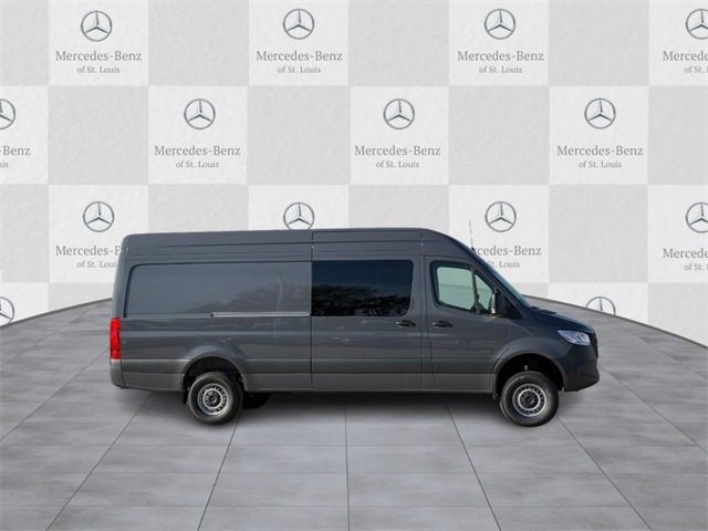 New 2025 Mercedes-Benz Sprinter 2500 image 2