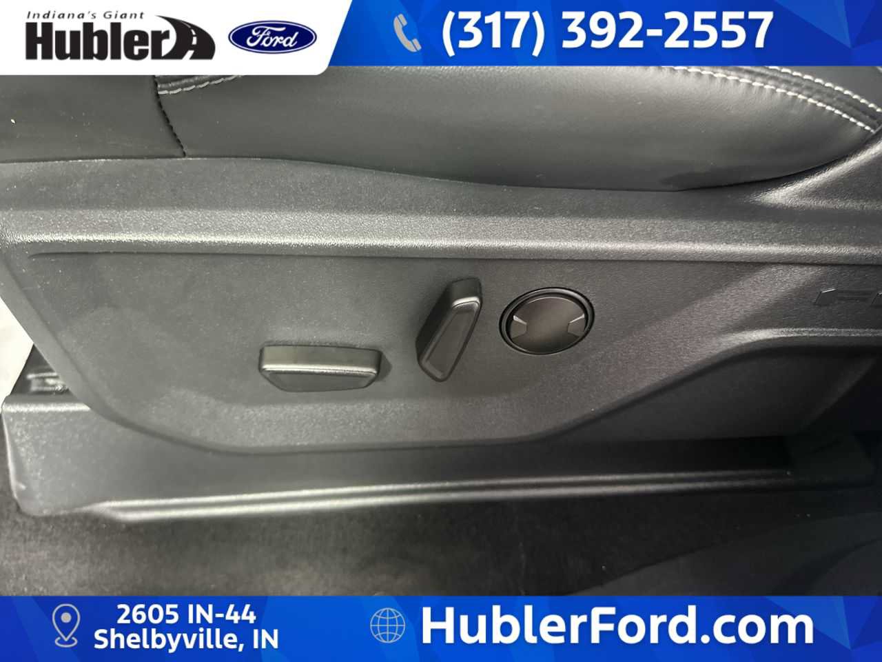 Used 2025 Ford Expedition Platinum AWD/4WD image 12