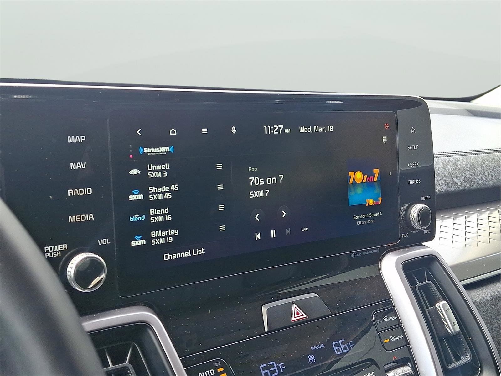 Used 2023 Kia Sorento EX image 23