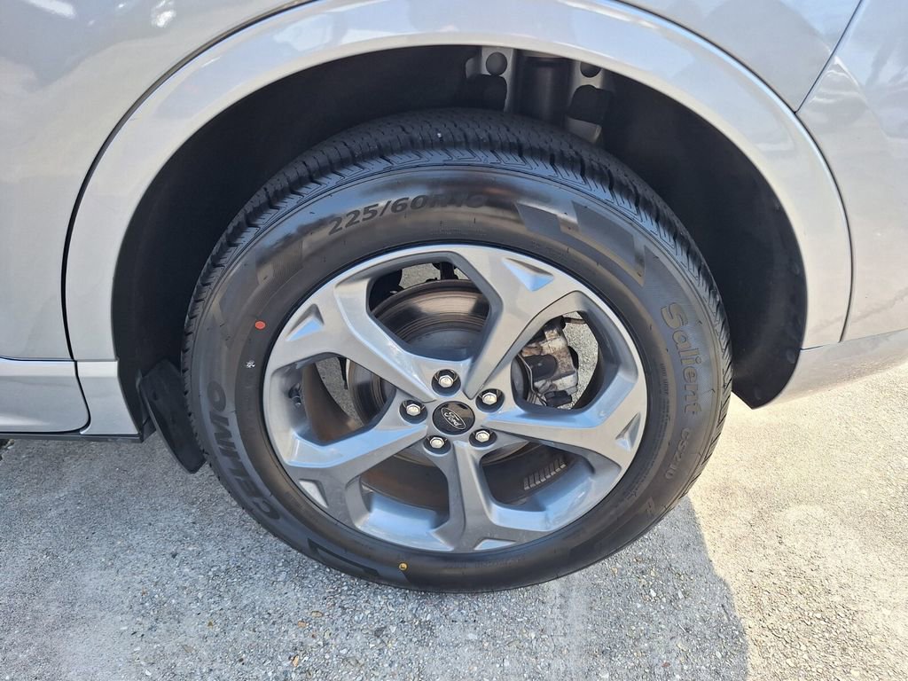 Used 2024 Ford Escape ST-Line image 24