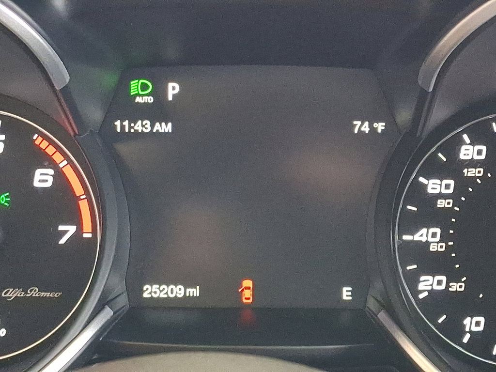 Used 2022 Alfa Romeo Stelvio Ti image 26