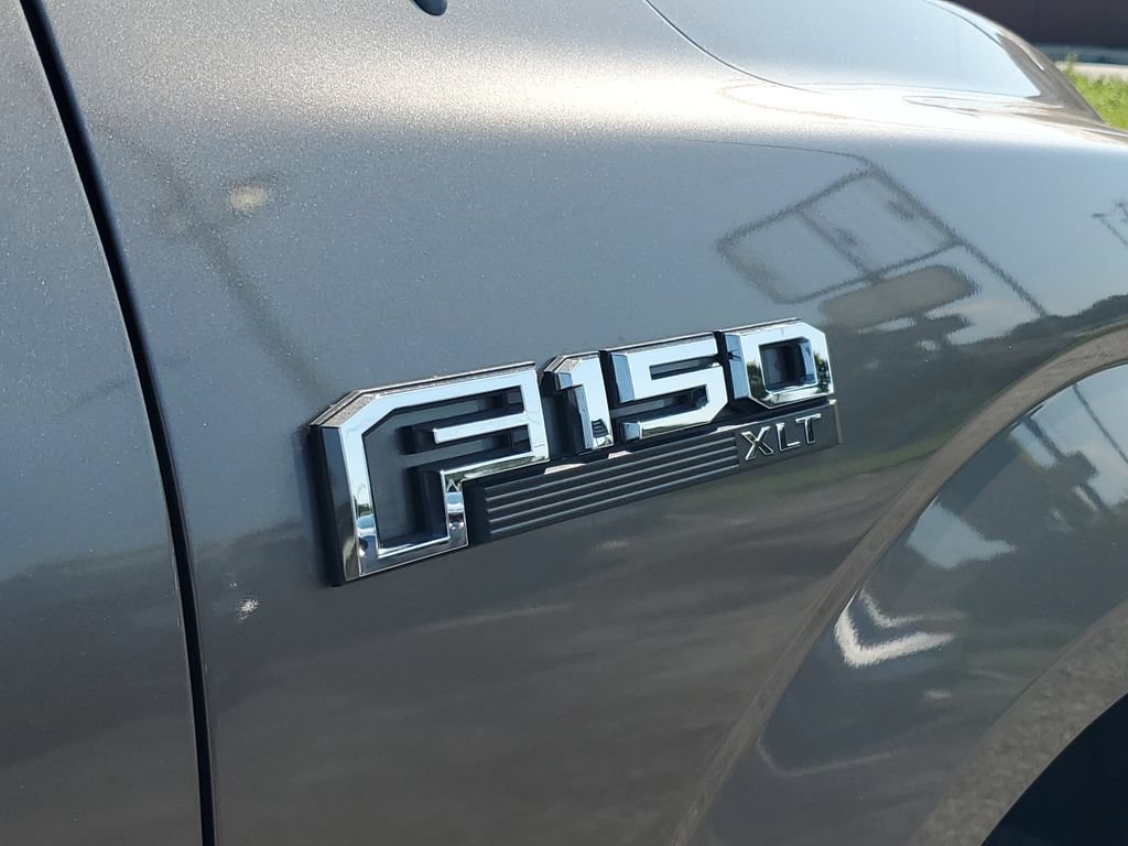 Used 2019 Ford F150 XLT w/ Equipment Group 302A Luxury AWD/4WD image 29