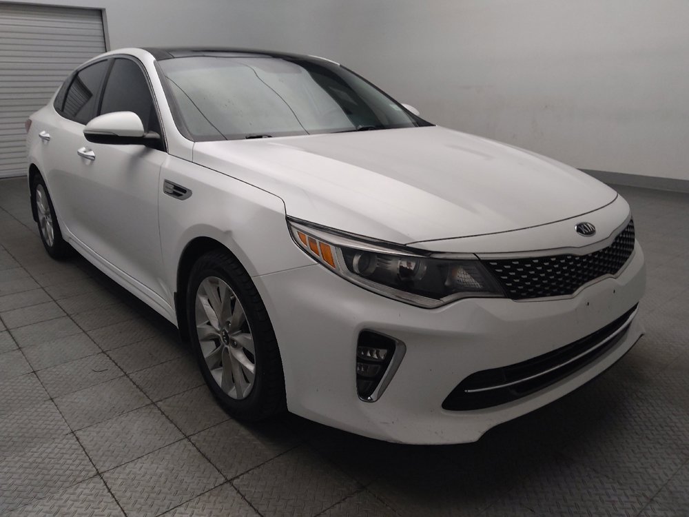 Used 2018 Kia Optima S w/ Panoramic Sunroof Package FWD image 13