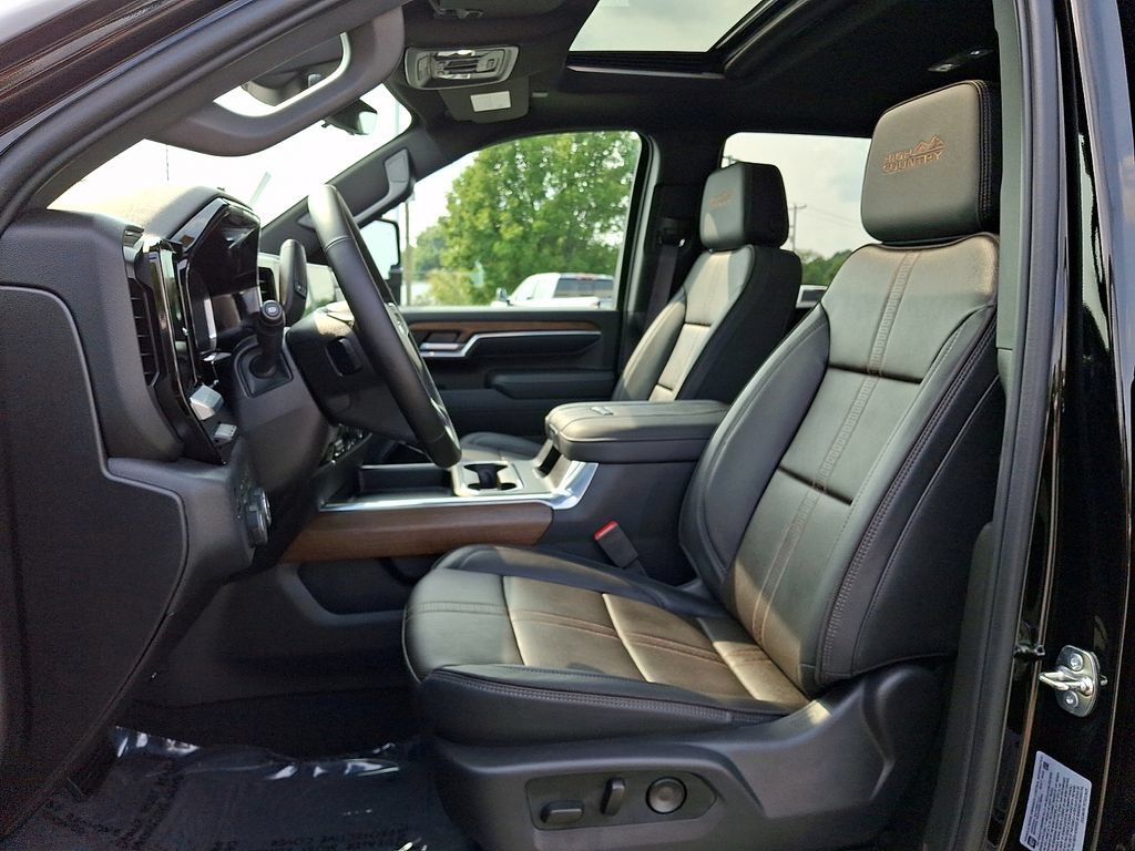 Certified 2026 Chevrolet Silverado 2500 High Country w/ High Country Premium Package AWD/4WD image 14