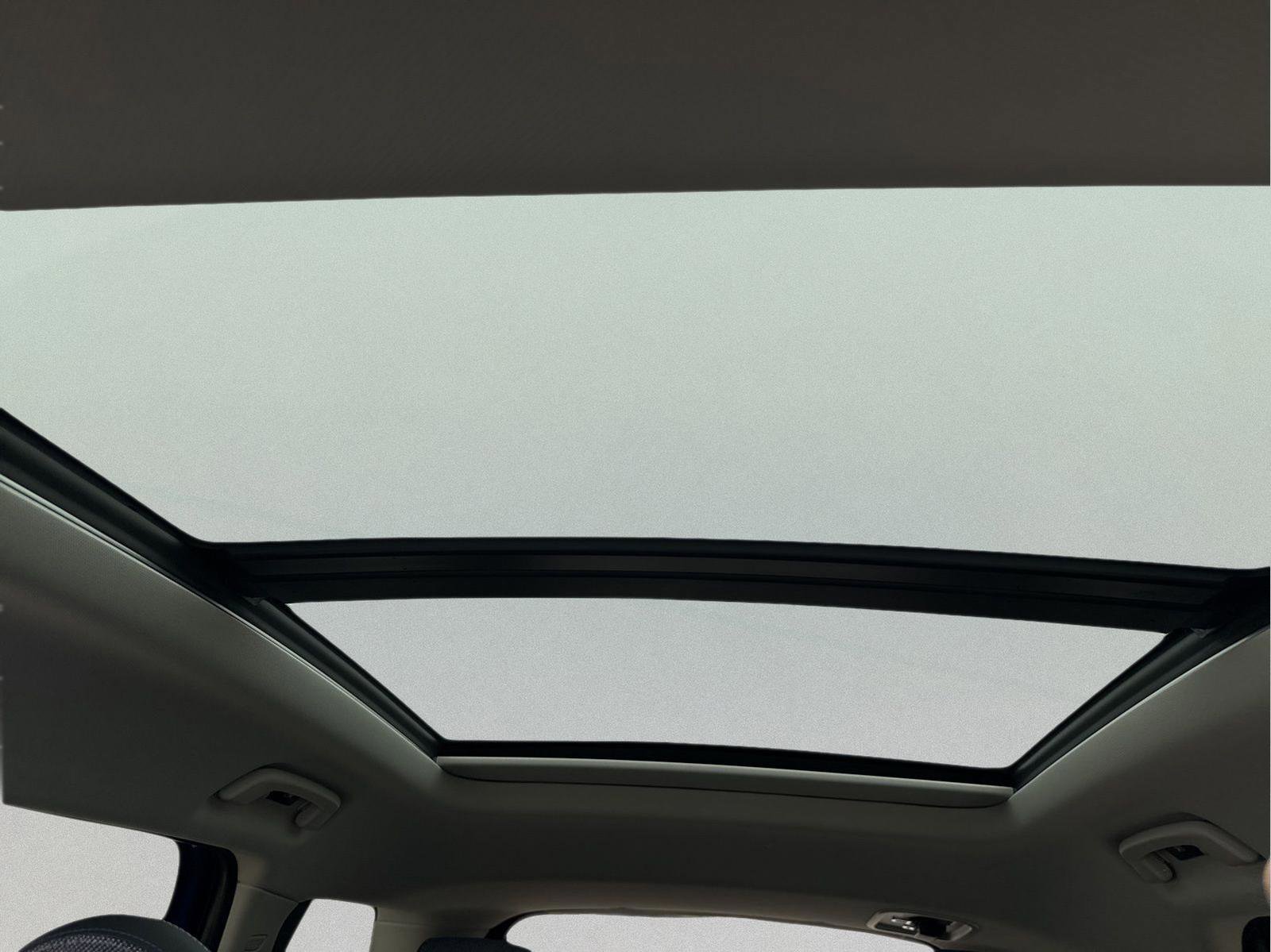 Used 2025 MINI Cooper Countryman S w/ Comfort Package Max image 18