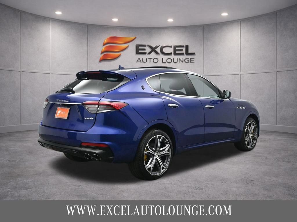 Used 2022 Maserati Levante Modena AWD/4WD image 9