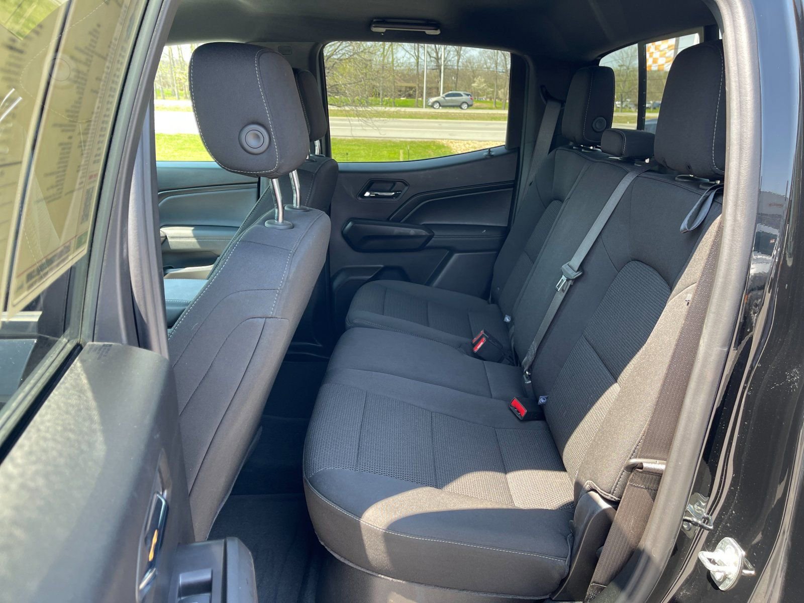 Used 2025 GMC Canyon Elevation image 14