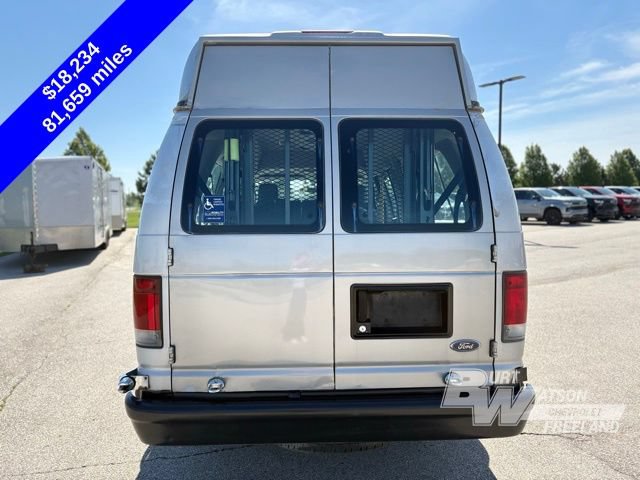 Used 2009 Ford E-350 and Econoline 350 XLT RWD image 4