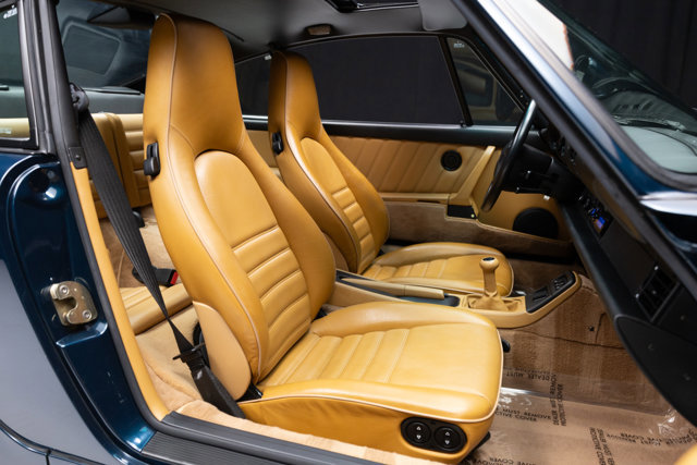 Used 1993 Porsche 911 Carrera image 10