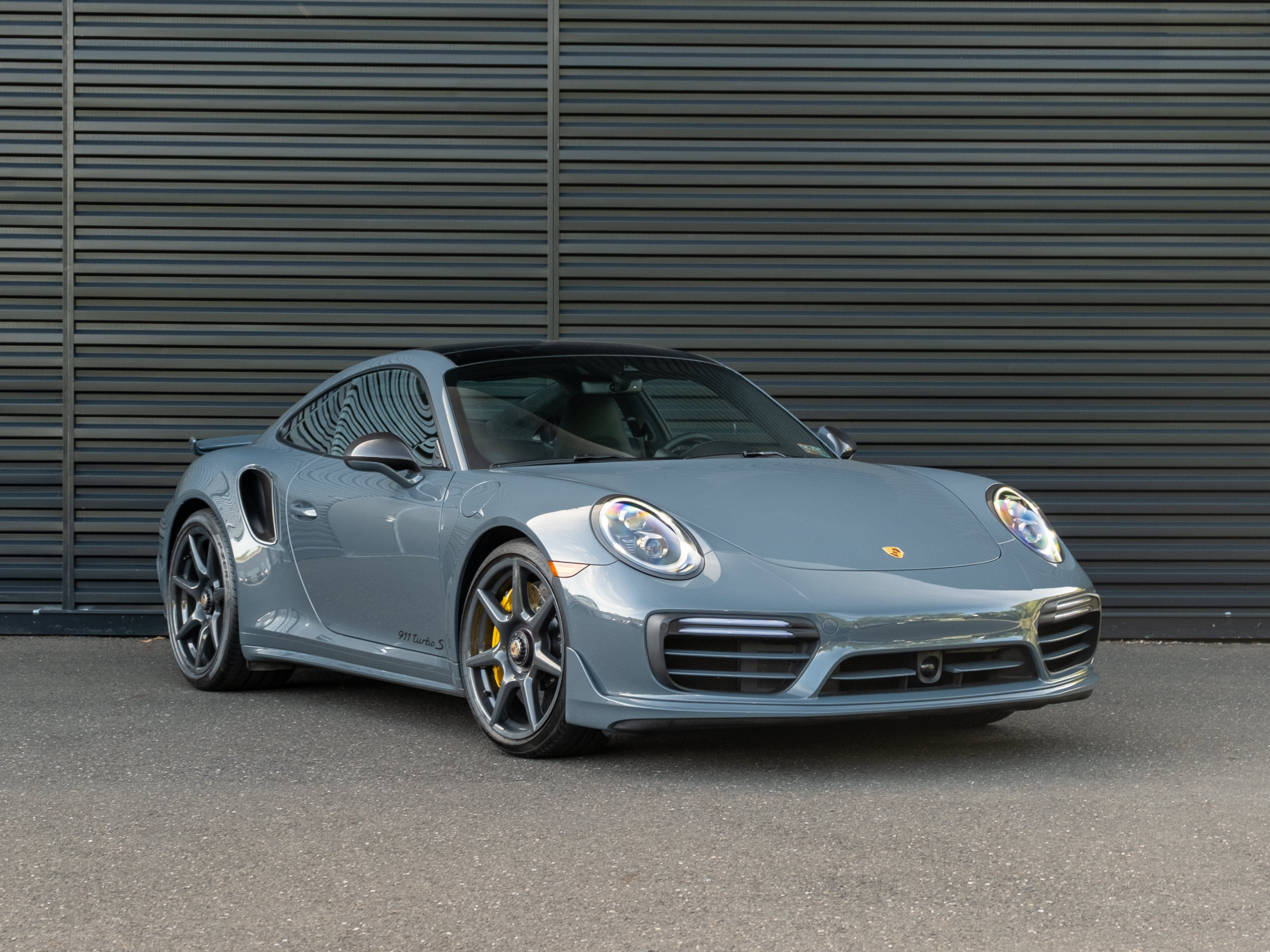 Certified 2019 Porsche 911 Turbo S AWD/4WD image 10