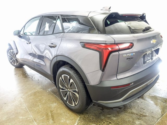 New 2025 Chevrolet Blazer EV LT image 7