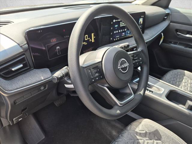 New 2027 Nissan Kicks SV FWD image 3