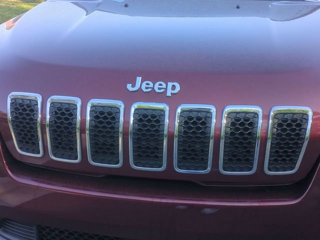 Used 2021 Jeep Cherokee Latitude Lux w/ Comfort/Convenience Group AWD/4WD image 24