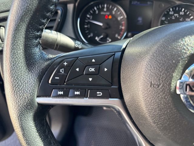 Used 2019 Nissan Rogue SV w/ Premium Package image 22