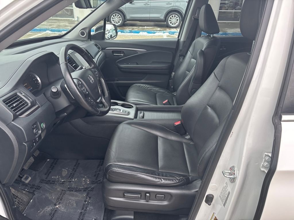 Certified 2023 Honda Ridgeline RTL image 12