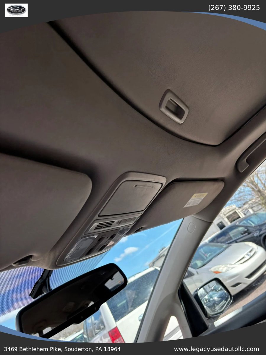 Used 2013 Honda Odyssey EX-L image 24