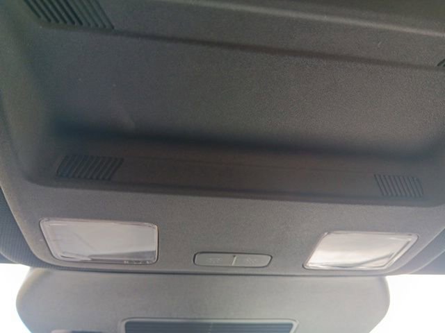 Used 2025 Ford Escape ST-Line image 24