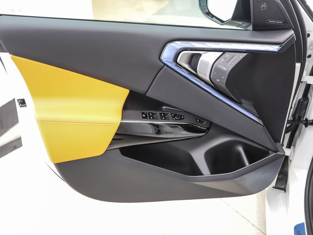 Used 2026 BMW X3 M50 w/ Premium Package image 9