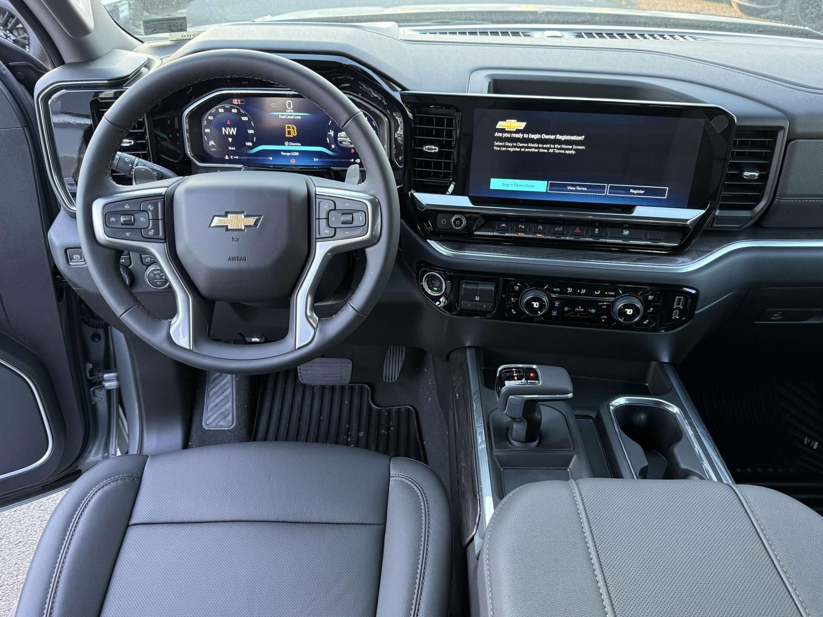 New 2026 Chevrolet Silverado 1500 LTZ w/ LTZ Premium Package image 8