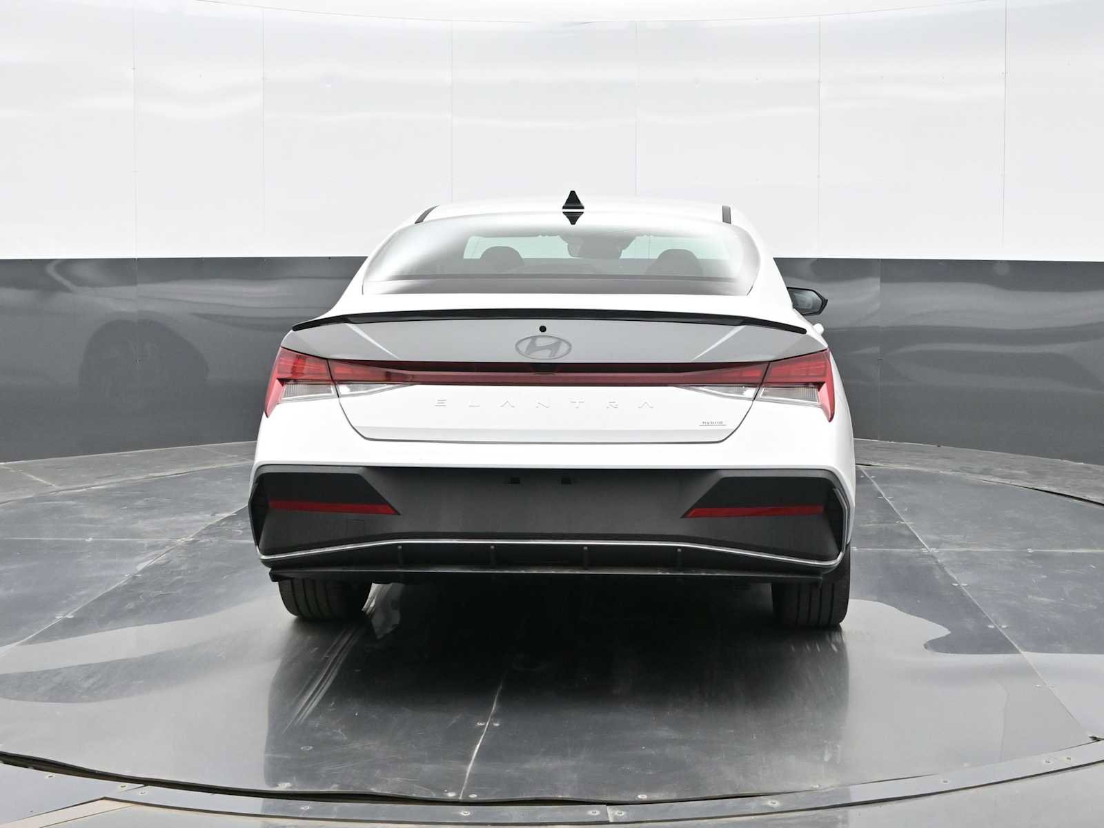 New 2025 Hyundai Elantra SEL image 6