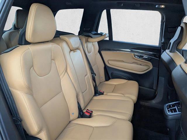 Used 2018 Volvo XC90 T6 Momentum w/ Convenience Package image 22